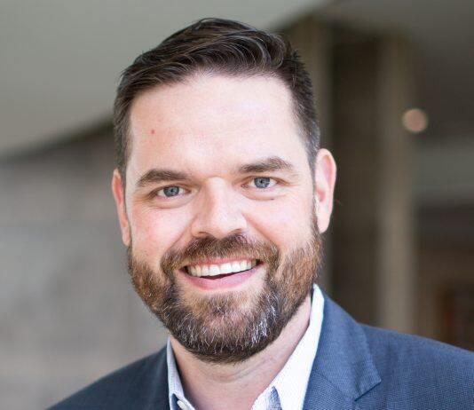 Prof Highlights Benefits of the 601 at MBA Roundtable Webinar