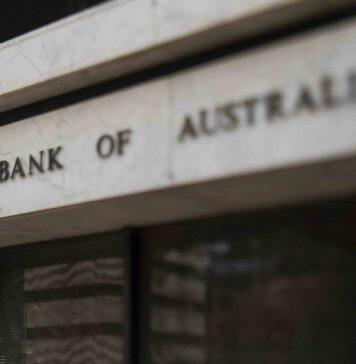 As COVID cases rise, rates should stay low