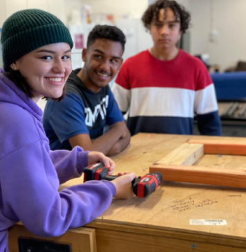 CQU and Kutta Mulla Gorinna Special Assistance School Partnership RE-Engages Youth in Education