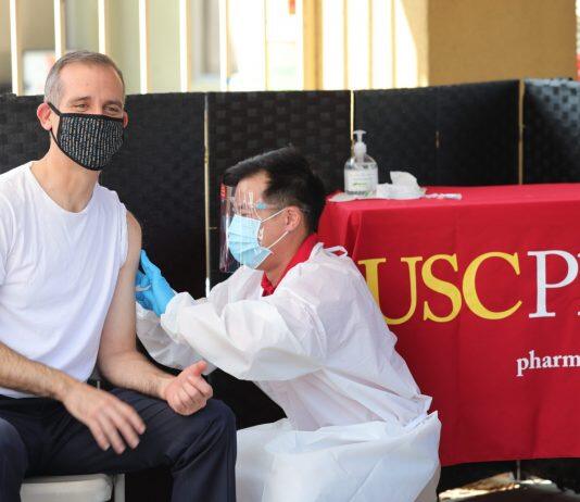 Pharmacy School, City Partnership Provides Free Flu Shots to Angelenos