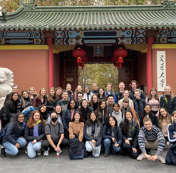 Monash Arts’ Global Immersion Guarantee wins IEAA Excellence Award for leaders and innovators in international education