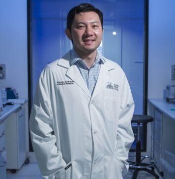 Disease researcher’s quest for ‘magic bullet’ wins award