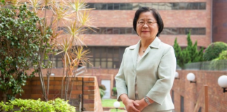 PolyU scholar receives Guanghua Engineering Science and Technology Award