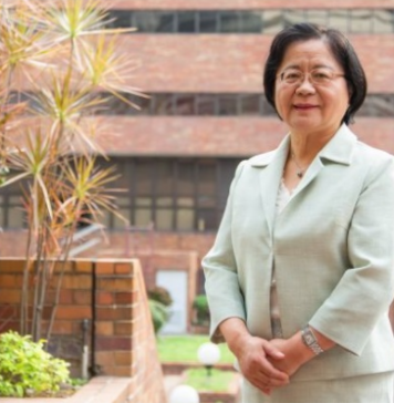 PolyU scholar receives Guanghua Engineering Science and Technology Award