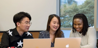 Foster MSCM Ranks at the Top in QS World University Rankings