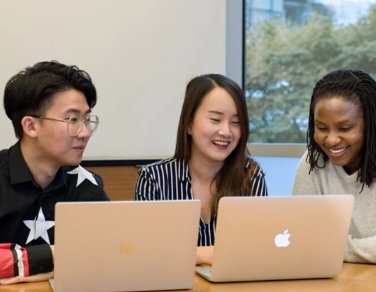 Foster MSCM Ranks at the Top in QS World University Rankings