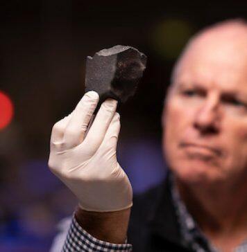Australia-bound asteroid sample may reveal life’s origins