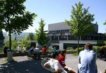 HSG defends its top ten position in the Financial Times ranking with 7th place