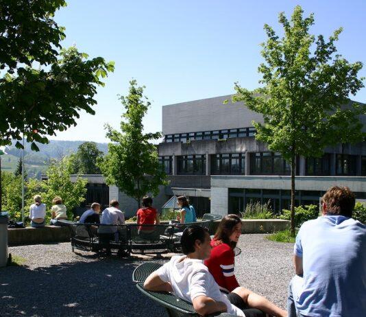 HSG defends its top ten position in the Financial Times ranking with 7th place