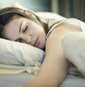 Deep sleep takes out the trash