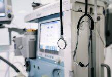 Machine learning tool gives early warning of cardiac issues in COVID-19 patients