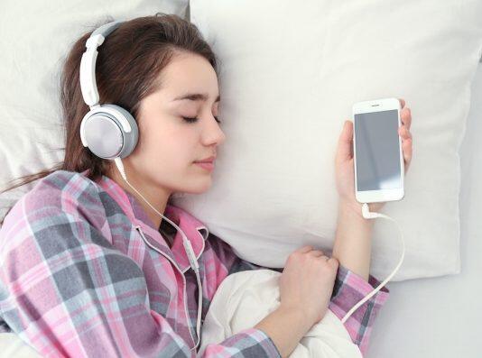 Study reveals the relaxing music to help you sleep
