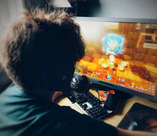 Boys who play video games have lower depression risk