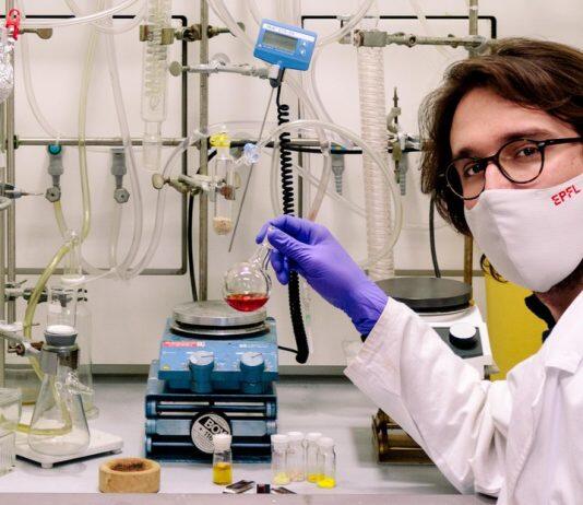A new dye shakes up solar cells