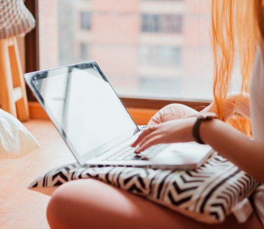 Problematic internet use and teen depression are closely linked, new Concordia study finds