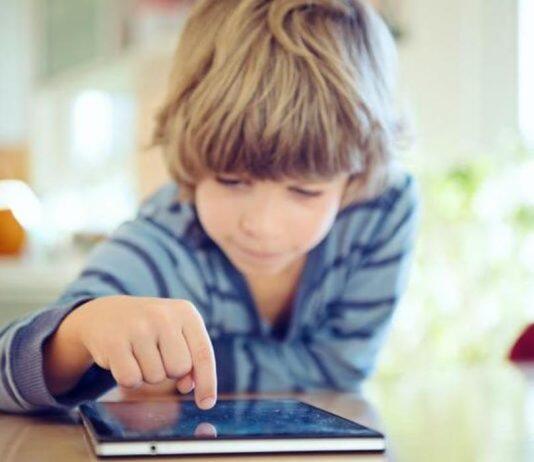 After a year of digital learning and virtual teaching, let’s hear it for real books