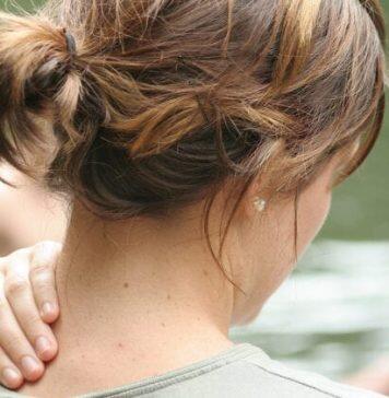New research finds slumped posture not such a pain in the neck after all