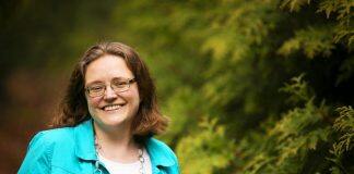 Wood becomes first woman to win $1M Waterman Award in math