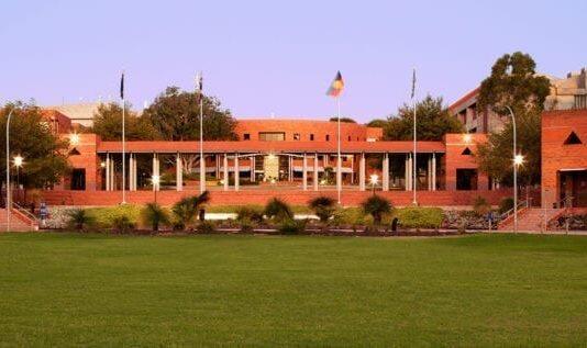 Curtin celebrates two milestones: Earns QS 5 Stars Plus and cracks top 200 in prestigious QS Rankings