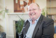 Dr Nick Evans recognised by royal historical society for inspirational teaching