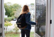 Study finds foster care should extend to age of 21