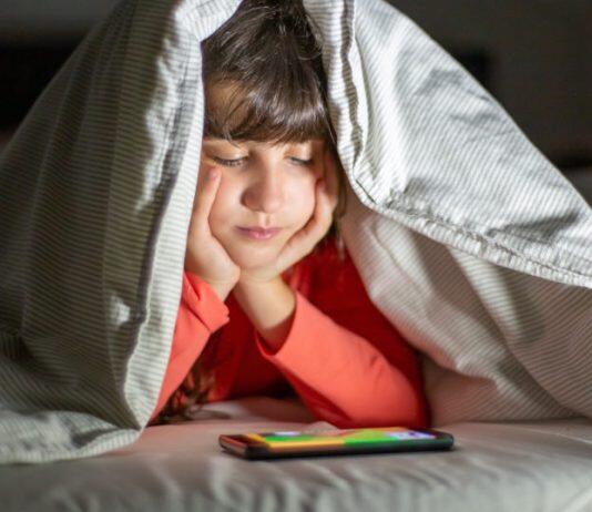 Children’s screen time surged during pandemic: study