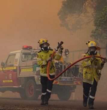 Survey reveals mental health impact of Black Summer fires on emergency workers