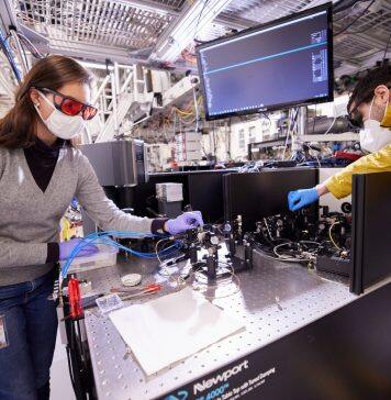 Undergraduate quantum science research fellowship launches