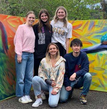 Management students organise international artist to paint mural for rest-home