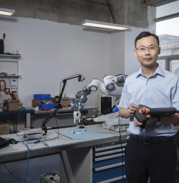 Two UM scholars elected fellows of prestigious international societies