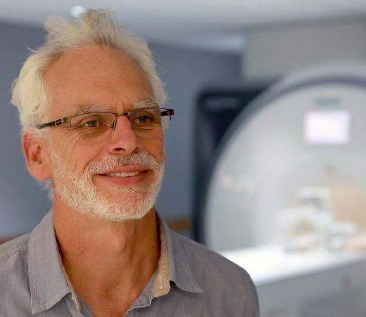 Evidence of brain changes in those at risk of bipolar disorder captured with MRI scans