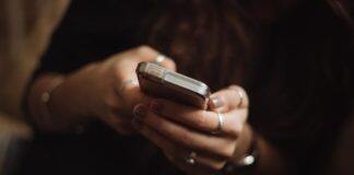 Using cellphones to deliver health services to teens: a sub-saharan africa review