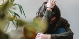 Life satisfaction plummets among young Aussies during COVID