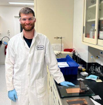 Researcher aims to squeeze extra life out of lithium ion batteries