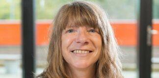 University of Hull academic receives national honour for services to nursing