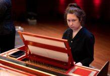 Lucrative scholarships support University of Waikato graduates overseas