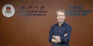 UM scholar publishes book on regulating artificial intelligence