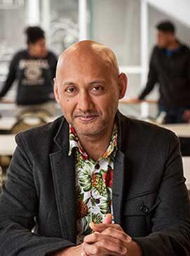 The “accidental academic” recognised with prestigious teaching award