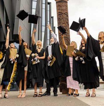 New Tauranga scholarships look to the future