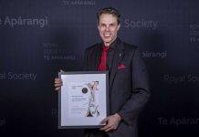 Professor Murray Cox awarded the 2022 Hector Medal