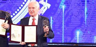 Southampton scientist receives prestigious global award