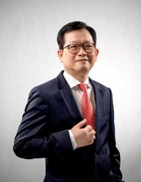 Renowned HKU mathematician Professor Ngaiming MOK receives the 2022 Tan Kah Kee Science Award in Mathematics & Physics