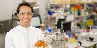 Demand booms for experimental mRNA from UQ BASE