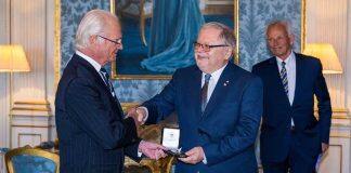 Receiving the prestigious Vega Medal