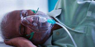 Can aspirin reduce heart attack and stroke risk in patients with pneumonia?