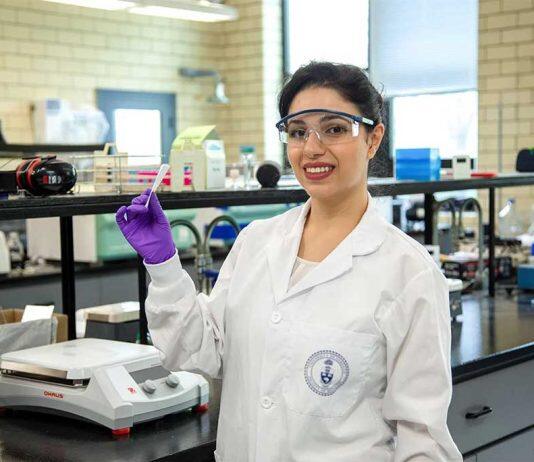 Researcher develops sustainable solution for removing phosphate and ammonium from wastewater