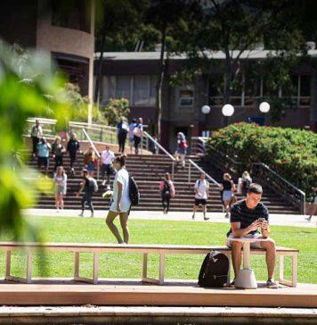 UOW earns coveted QS 5+ Star Rating