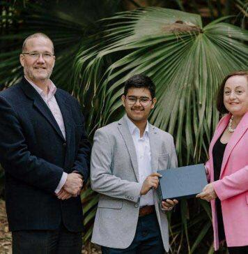 Shaurya Kansal receives prestigious VC Leadership Scholarship at University of Wollongong