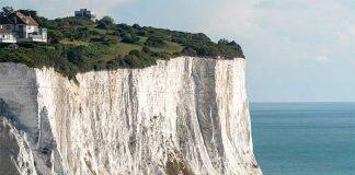 Deep cycling of carbon and chlorine were likely flipped in Earth’s early history