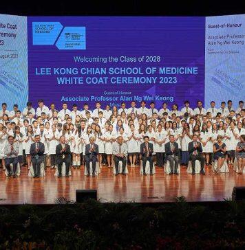 Aspiring doctors from the class of 2028 begin their journey at White Coat Ceremony 2023